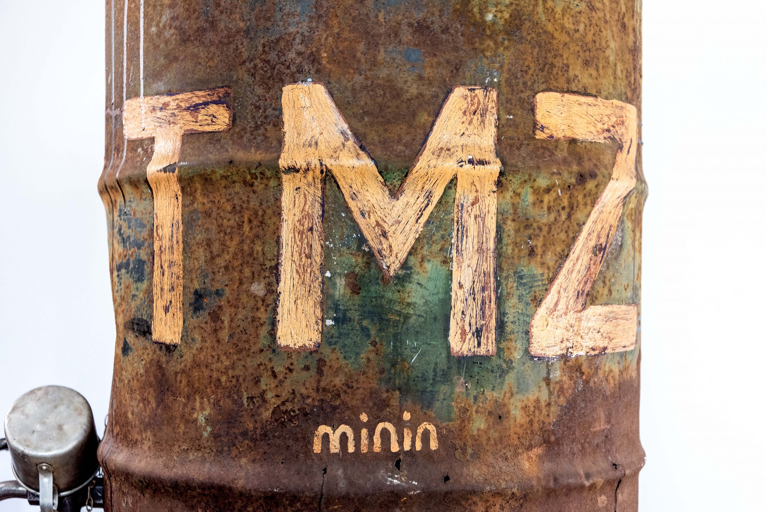 з серії “TMZ” фото