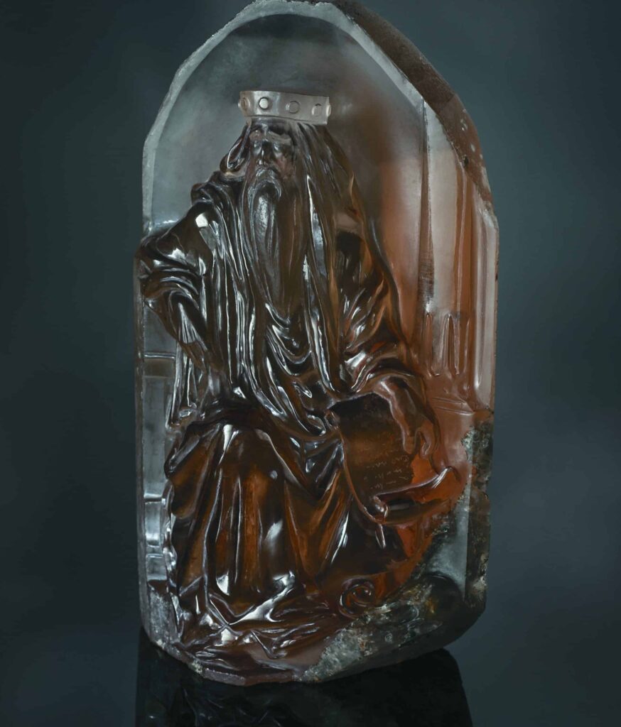 «Moses» and «solomon» in topaz crystals